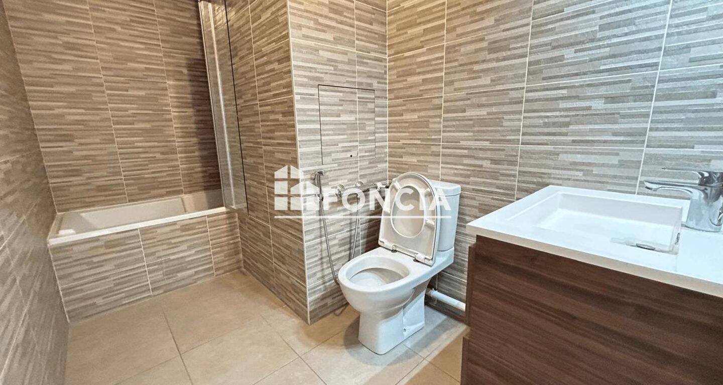 Maison 6 pièces 139 m² · à Clamart · 138,9 m² · 2 798 €/mois
