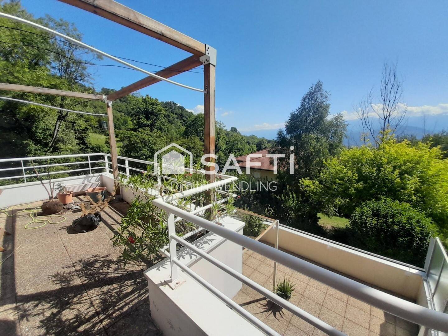 Appartement 5 pièces 115 m² · à Seyssins · 115 m² · 425 000 €