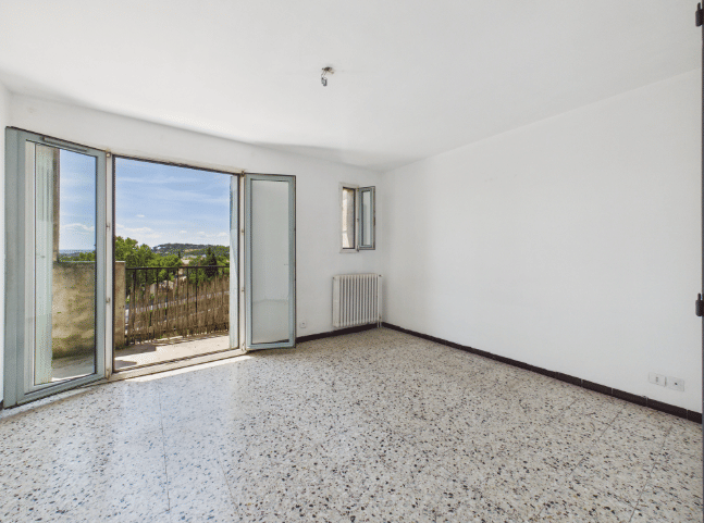 Appartement 1 pièce 62 m² · à Aix-en-Provence · 62 m² · 185 000 €