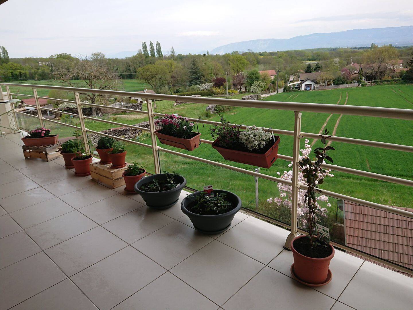 Appartement 4 pièces 108 m² · à Péron · 108 m² · 452 000 €