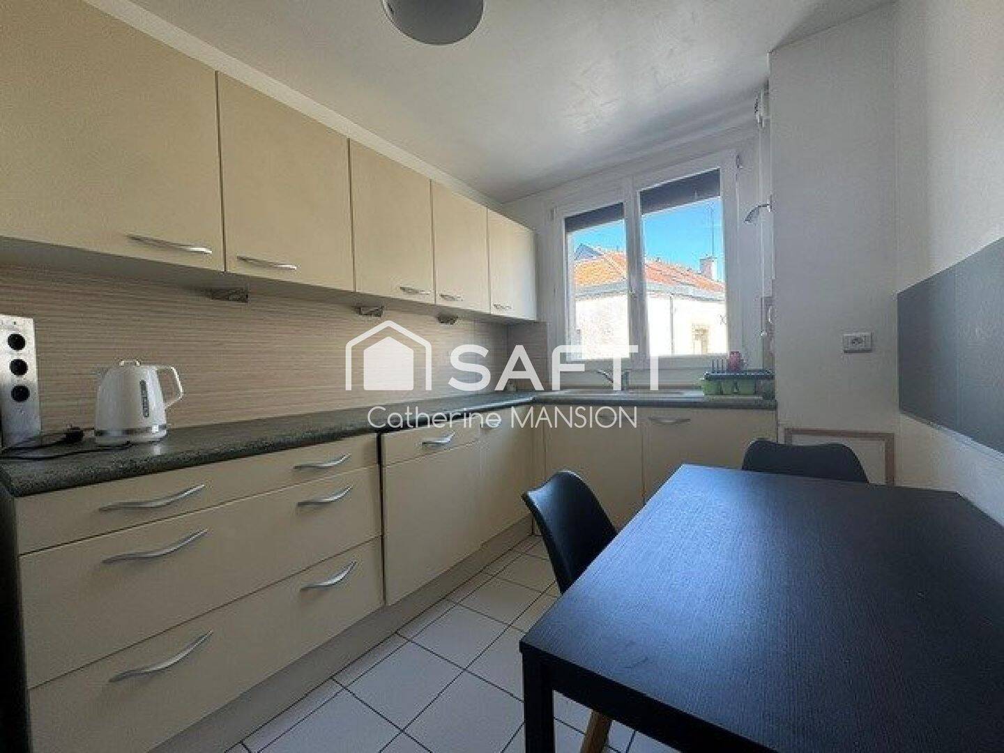 Appartement 4 pièces 81 m² · à Reims · 81 m² · 220 000 €
