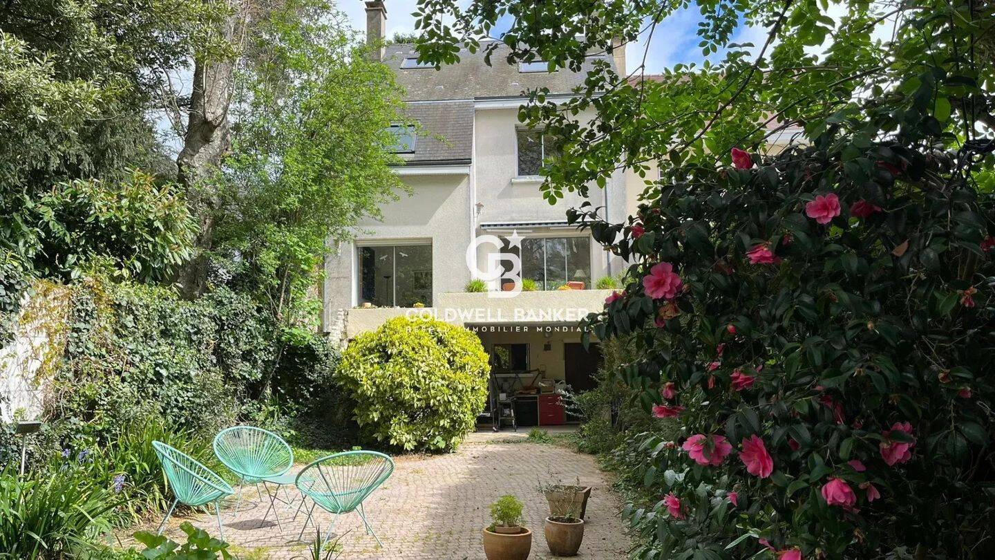 Maison 7 pièces 171 m² · à Le Mans · 170,5 m² · 459 000 €
