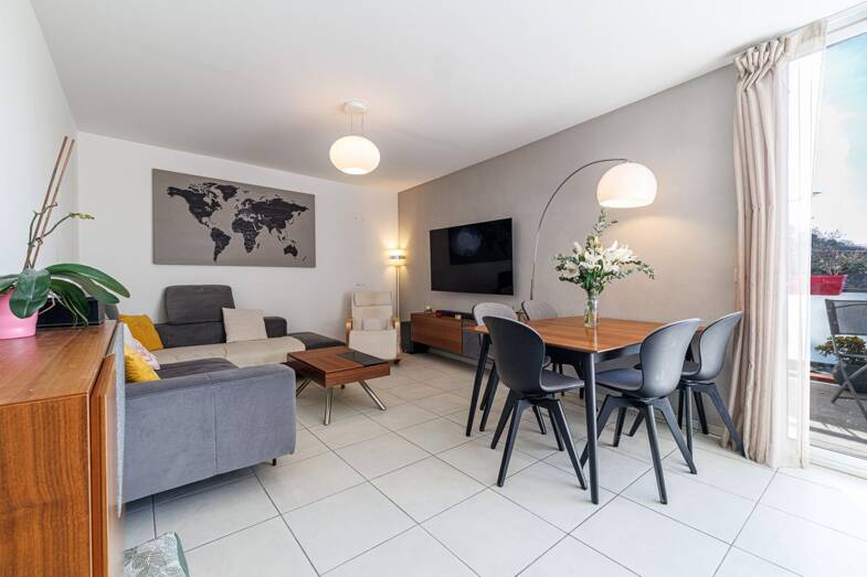 Duplex à vendre 430 000 € 4 pièces 3 chambres 90,3 m² Étage 3/4 Lingostiere-Saint Isidore Nice 06200