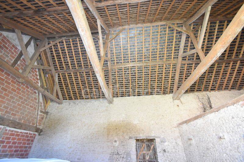 Maison 1 pièce 135 m² · à Tivernon · 135 m² · 109 000 €