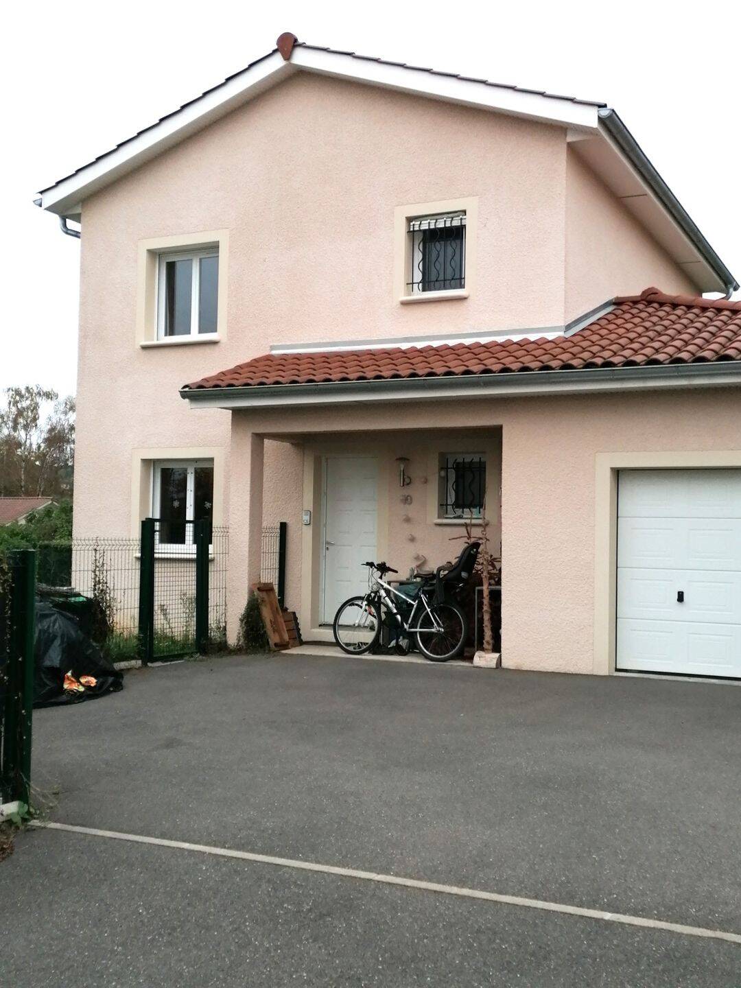 Maison 4 pièces 89 m² · à Chazay-d'Azergues · 89,3 m² · 1 460 €