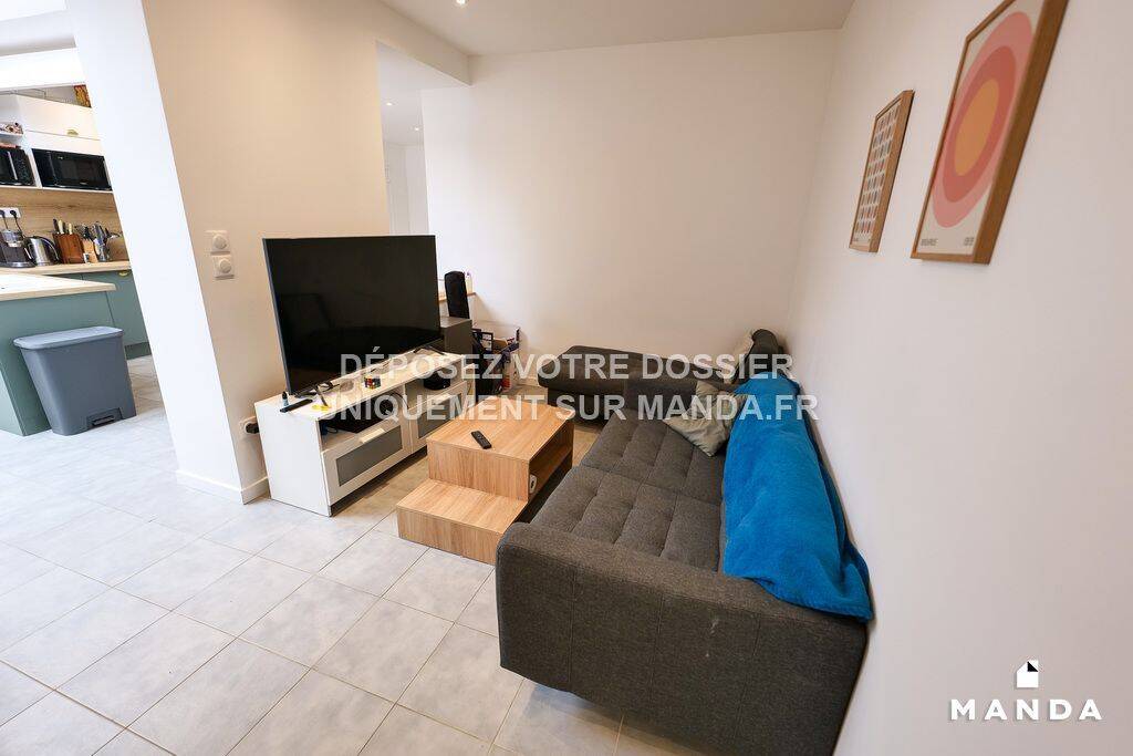 7 pièces 11 m² · à Lille · 11 m² · 445 €/mois