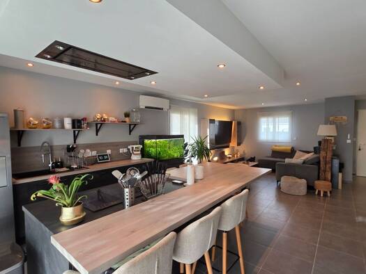 Maison à vendre 350 000 € 5 pièces 4 chambres 120 m² 500 m² de terrain Charmes-sur-Rhône 07800