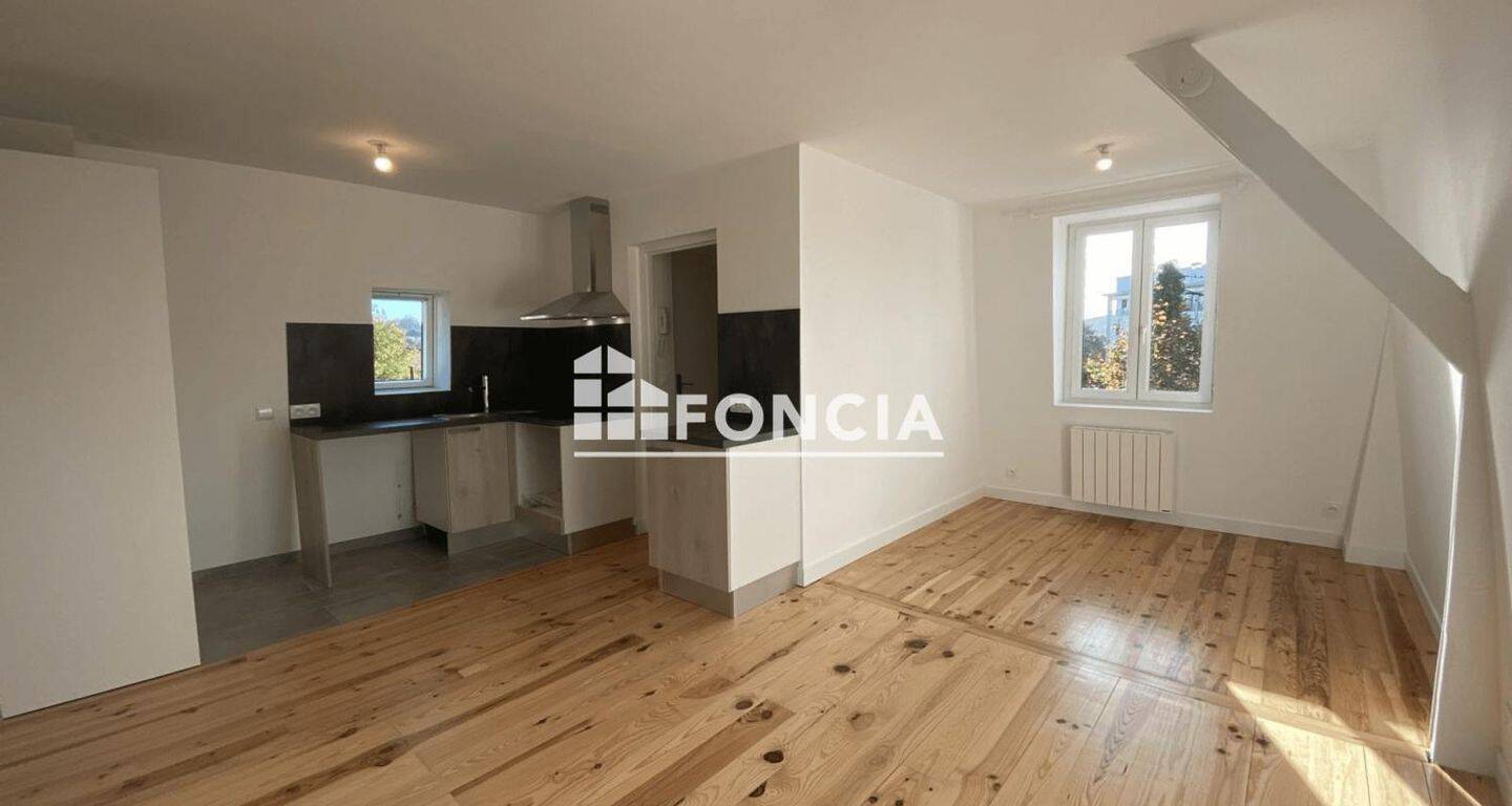 Appartement 4 pièces 65 m² · à Lisieux · 65,5 m² · 780 €/mois