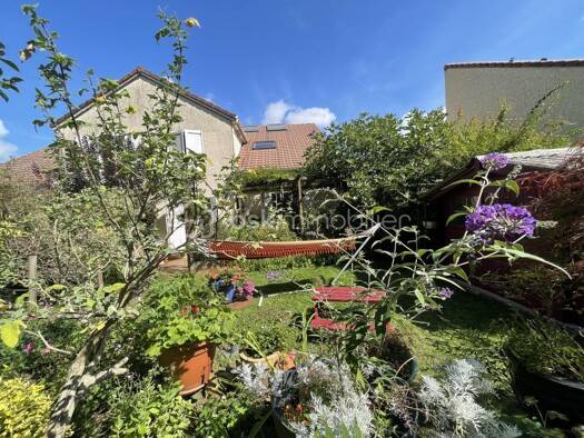 Maison à vendre 382 000 € 5 pièces 3 chambres 89 m² 225 m² de terrain Ouest Nord Les Clayes-sous-Bois 78340