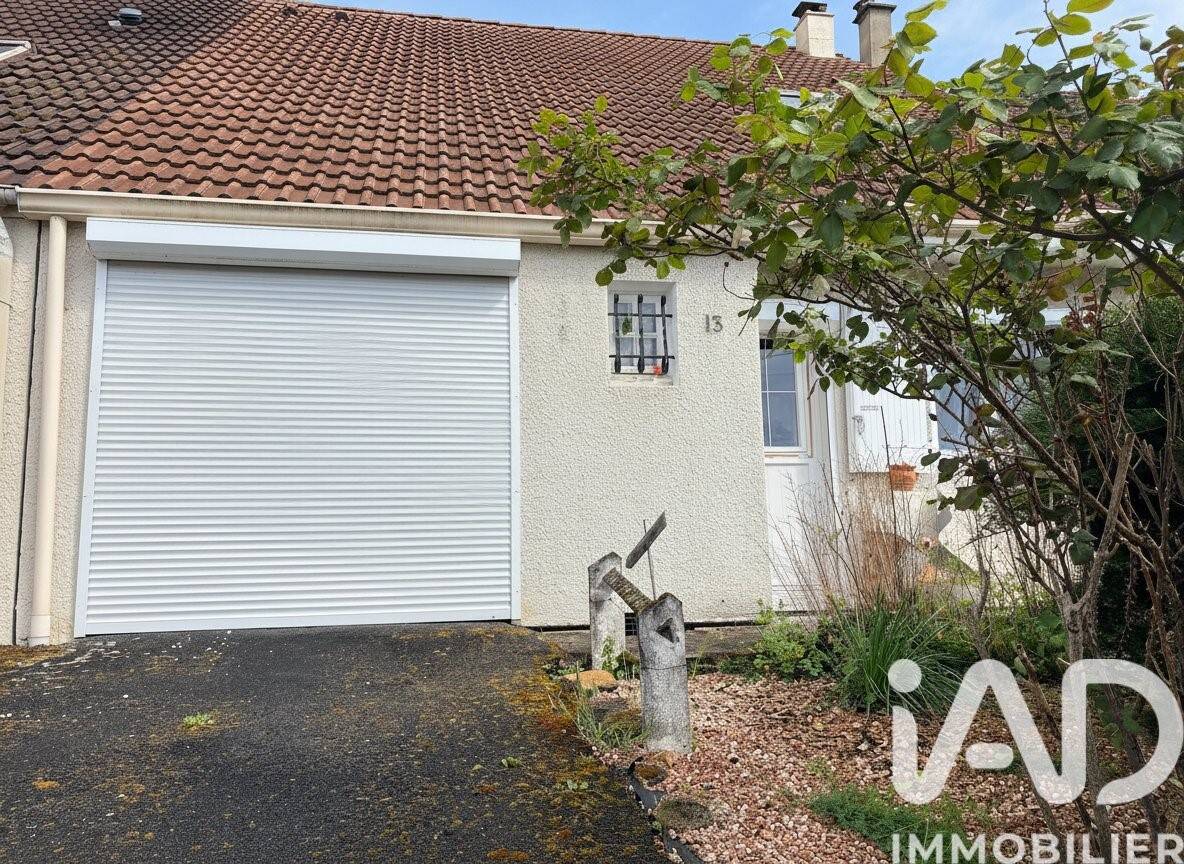 Maison 4 pièces 90 m² · à Saint-Amand-Montrond · 90 m² · 109 000 €