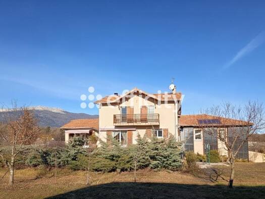 Maison à vendre 680 000 € 9 pièces 6 chambres 230 m² 30 000 m² de terrain Bayard Gap 05000