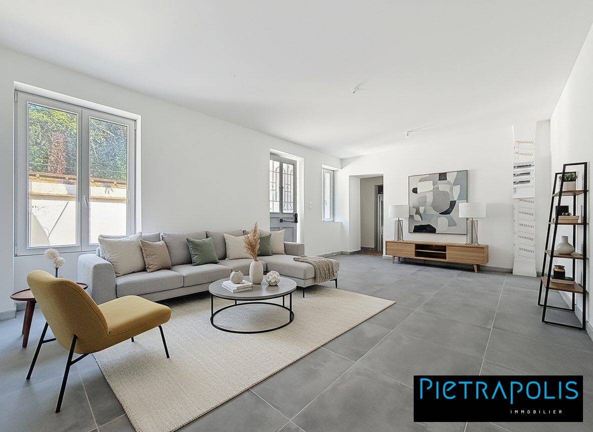Maison 5 pièces 132 m² · à Villefranche-sur-Saône · 131,8 m² · 395 000 €