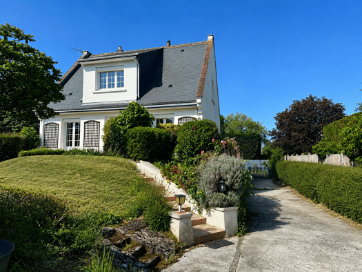 Pavillon à vendre 399 900 € 4 pièces 3 chambres 102 m² 917 m² de terrain Ouest Saint-Cyr-sur-Loire 37540