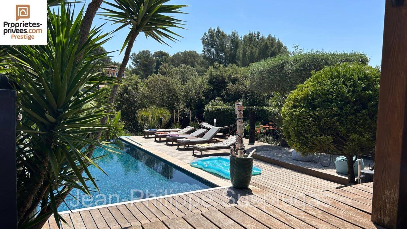 Maison 7 pièces 235 m² · à Sanary-sur-Mer · 235 m² · 1 777 000 €