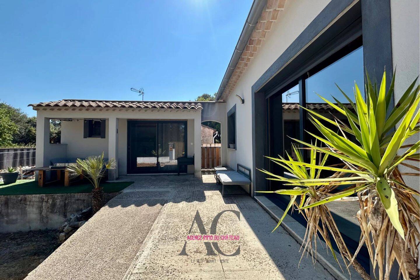 Maison 4 pièces 92 m² · à Sainte-Anastasie-sur-Issole · 92,2 m² · 354 000 €