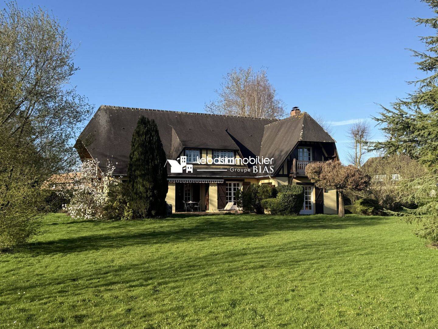Maison 9 pièces 203 m² · à Yvetot · 203 m² · 485 000 €