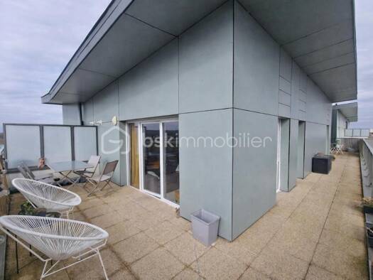 Appartement à vendre 189 950 € 3 pièces 2 chambres 60,6 m² Étage 3/3 Centre-Baillet-Bodet Montlouis-sur-Loire 37270