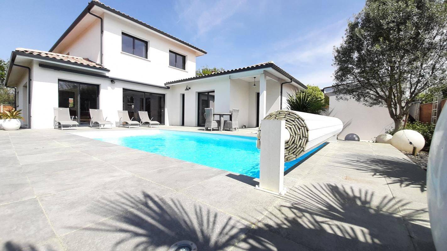 Maison 6 pièces 142 m² · à Gujan-Mestras · 142 m² · 725 000 €