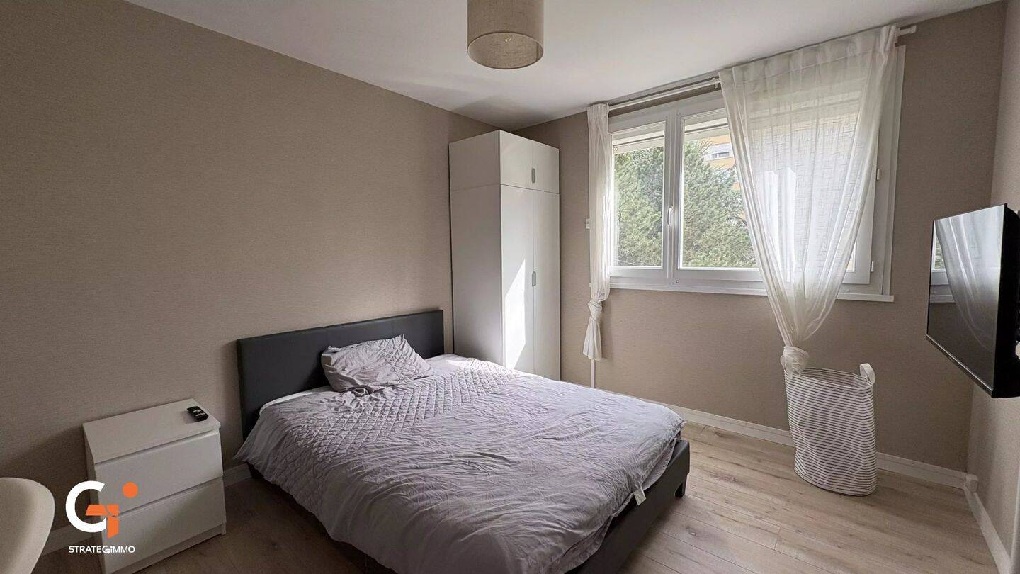 1 pièce 12 m² · à Saint-Étienne-du-Rouvray · 12,4 m² · 470 €/mois