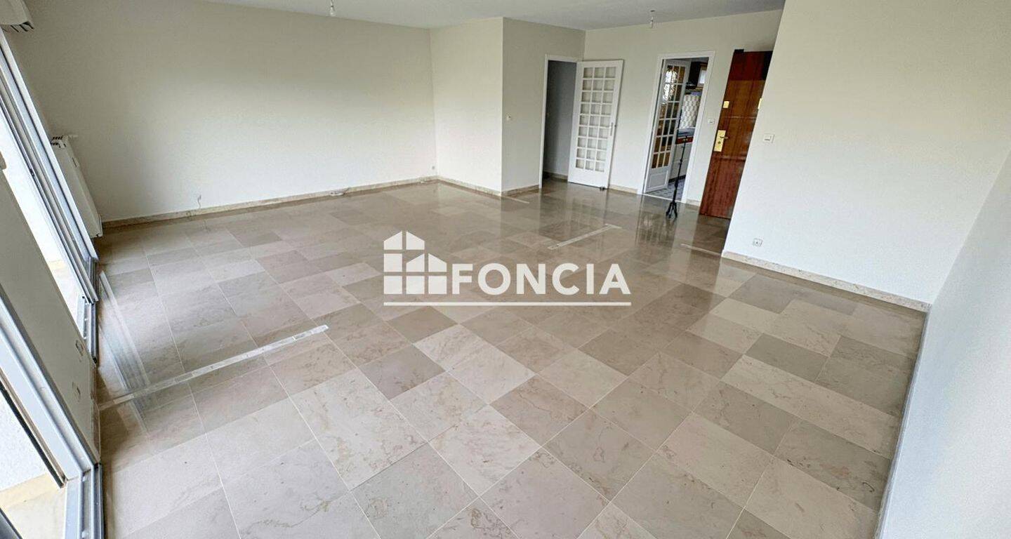 Appartement 4 pièces 97 m² · à Valence · 96,9 m² · 1 100 €