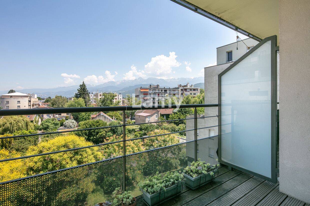 Appartement 3 pièces 60 m² · à Grenoble · 60,3 m² · 210 000 €