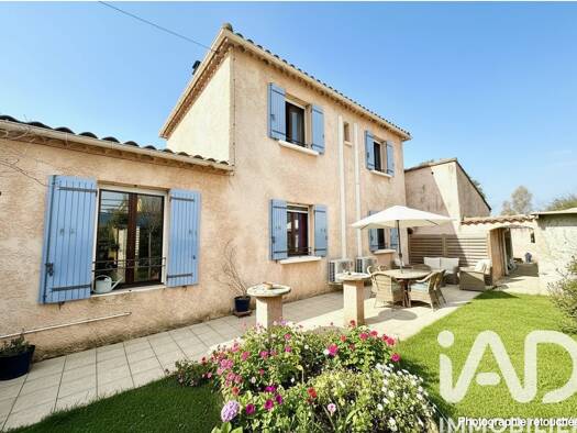 Maison à vendre 420 000 € 5 pièces 4 chambres 127 m² 1 030 m² de terrain Piolenc 84420