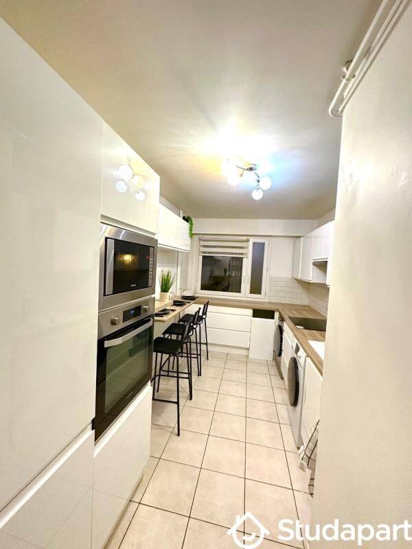 1 pièce 9 m² · à Évry-Courcouronnes · 9 m² · 520 €/mois