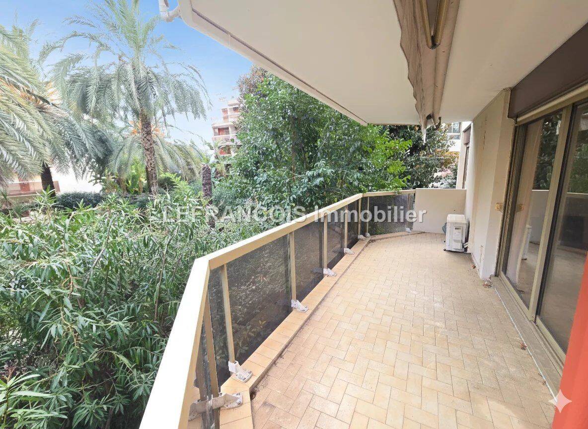 Appartement 3 pièces 73 m² · à Le Cannet · 73,2 m² · 1 990 €