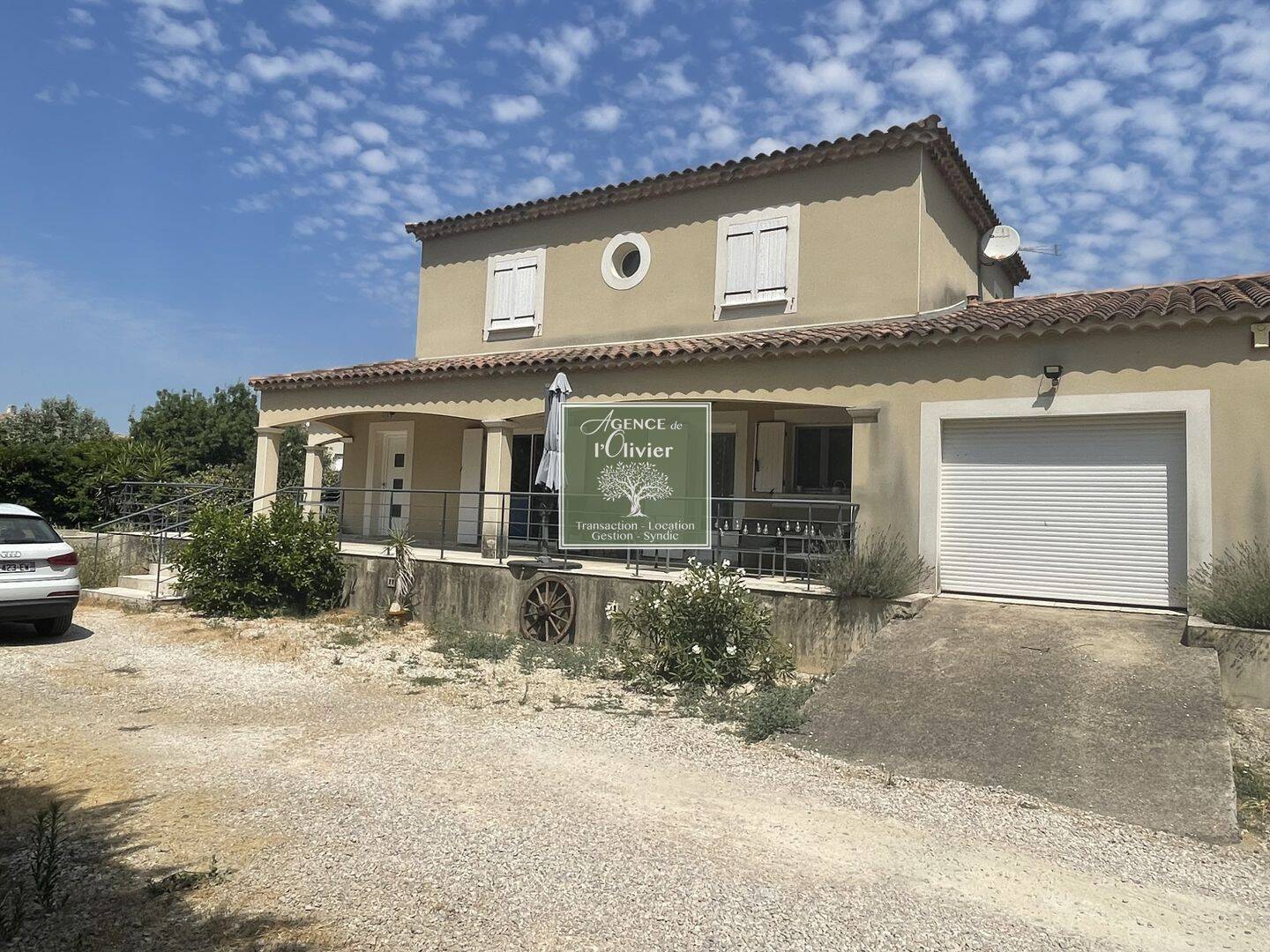 Maison 5 pièces 148 m² · à Saint-Étienne-du-Grès · 148 m² · 530 000 €