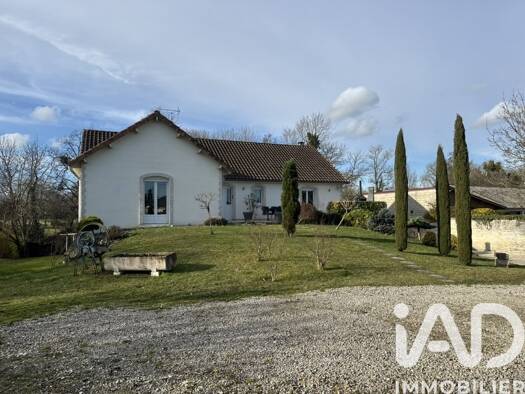 Villa à vendre 275 000 € 5 pièces 4 chambres 186 m² 2 105 m² de terrain Brienne-la-Vieille 10500