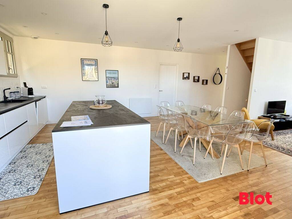 Maison 7 pièces 152 m² · à Dinard · 152,3 m² · 1 260 000 €