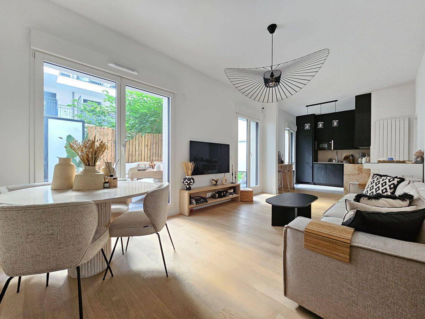 Appartement 3 pièces 65 m² · à Puteaux · 65 m² · 2 150 €