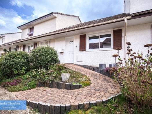 Maison à vendre 275 000 € 3 pièces 2 chambres 72 m² 112 m² de terrain La Boissiere Plaisir 78370