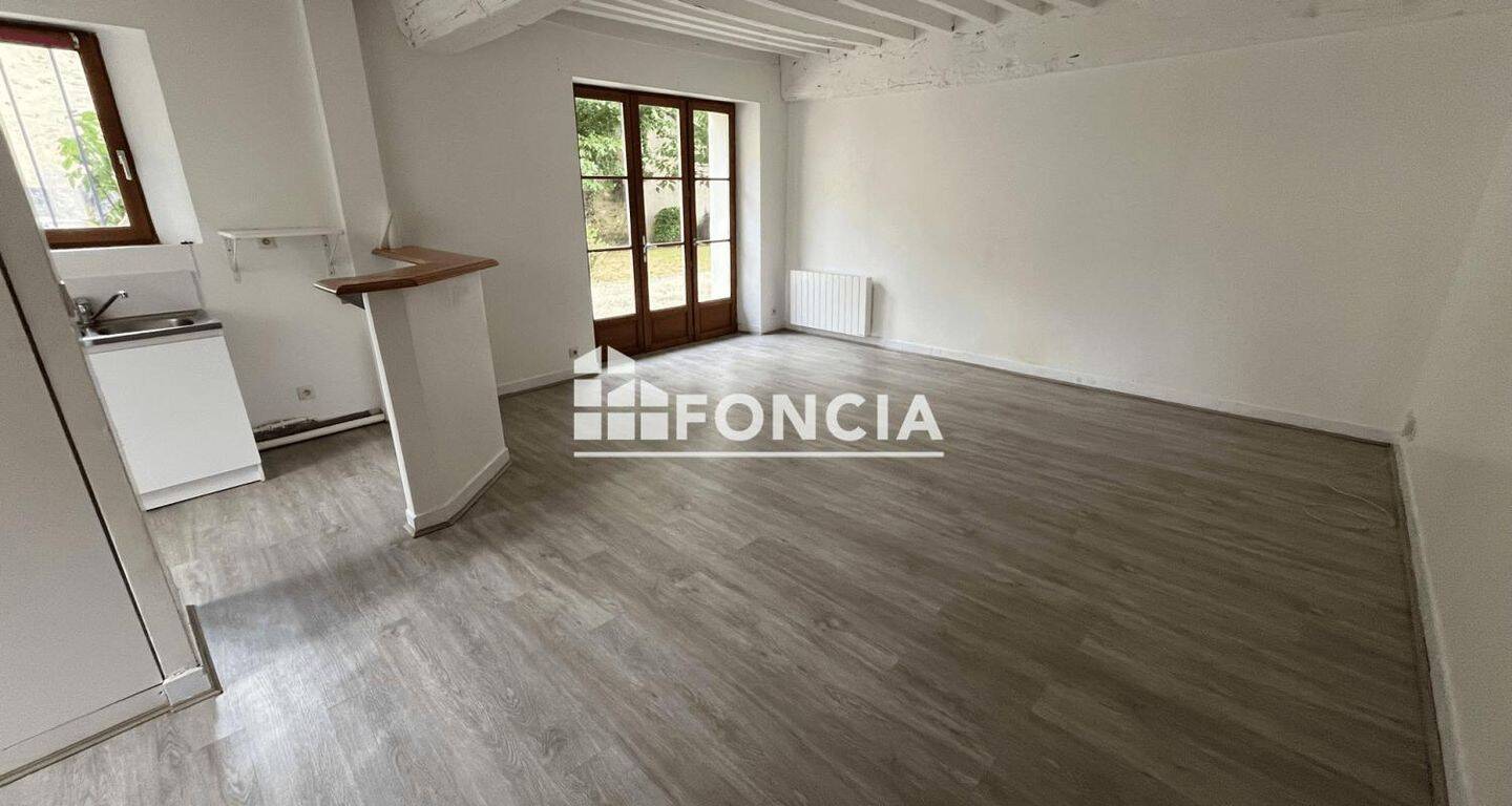 Appartement 2 pièces 48 m² · à Jouars-Pontchartrain · 47,6 m² · 879 €