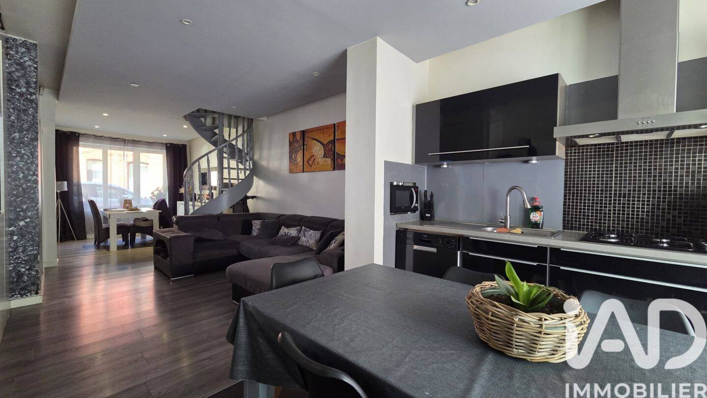 Maison 5 pièces 86 m² · à Tourcoing · 86 m² · 169 000 €