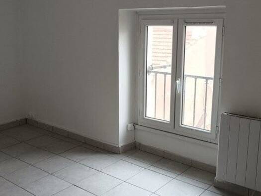 Appartement à vendre 68 000 € 3 pièces 2 chambres 60 m² Étage 4/4 Du Guesclin Béziers 34500
