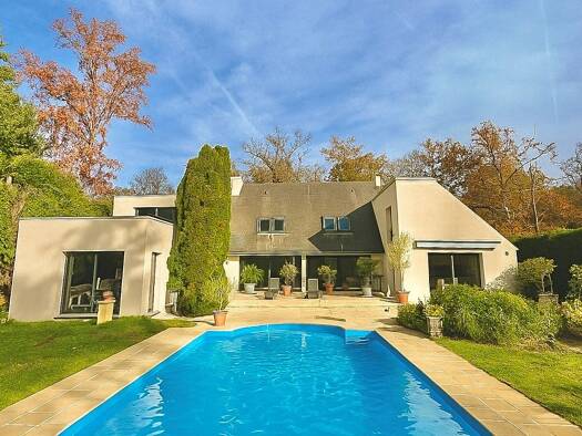 Maison à vendre 1 200 000 € 8 pièces 4 chambres 253 m² 4 200 m² de terrain Ouest Lamorlaye 60260