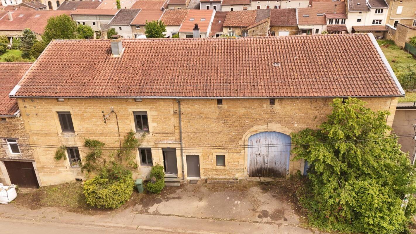 Maison 5 pièces 197 m² · à Charency-Vezin · 197 m² · 247 000 €