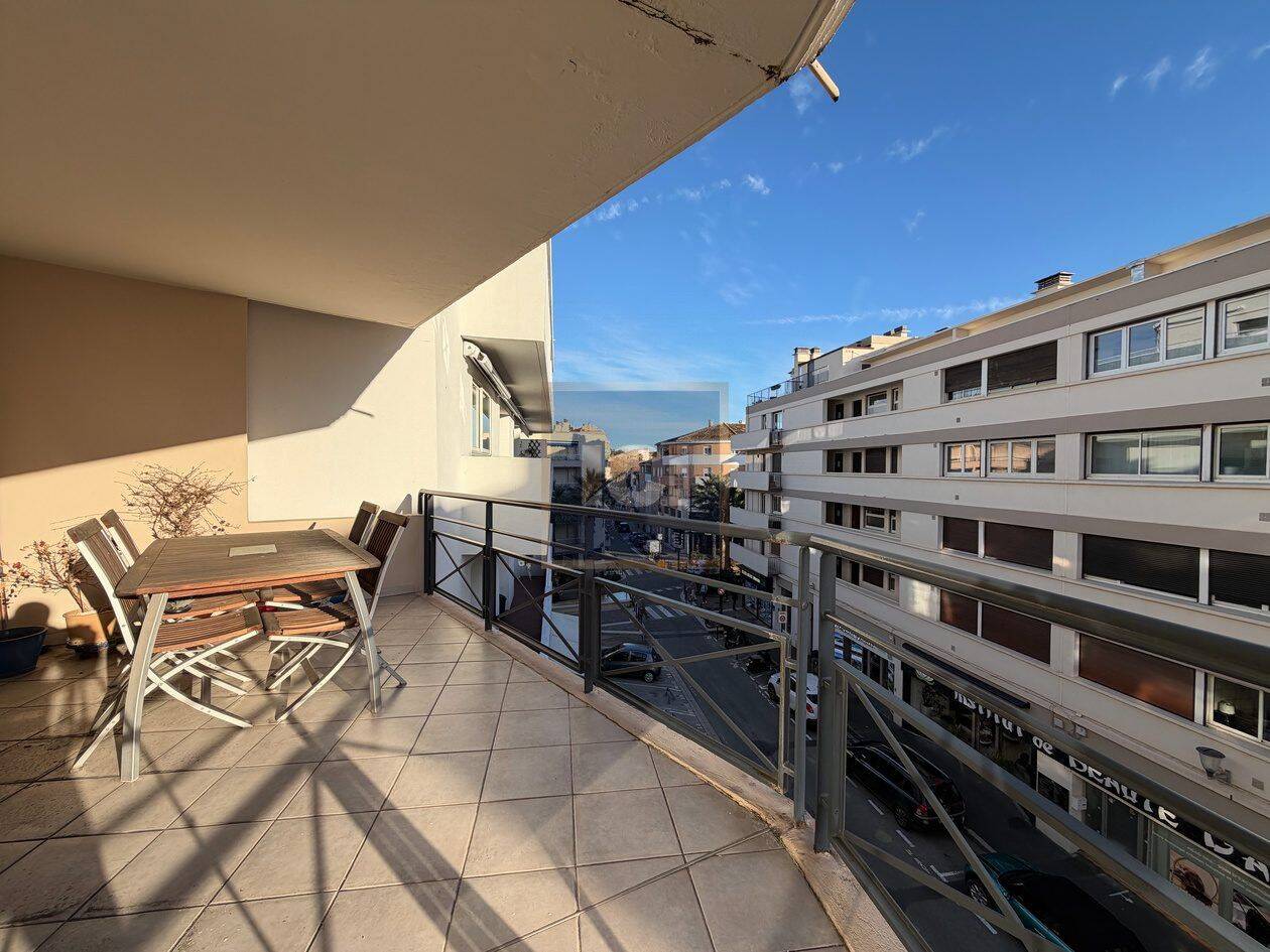 Appartement 3 pièces 81 m² · à Sainte-Maxime · 81,4 m² · 459 000 €