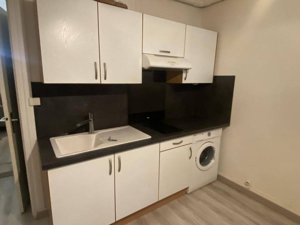 Appartement 1 pièce 30 m² · à Saint-Étienne · 30 m² · 550 €