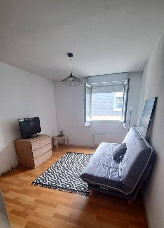 Appartement 1 pièce 21 m² · à Bordeaux · 21 m² · 555 €