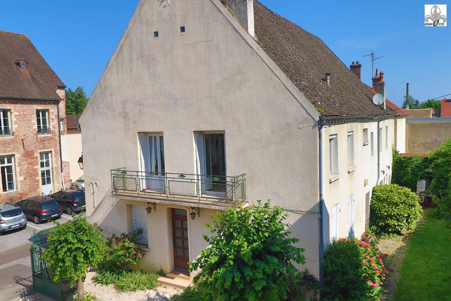 Maison 6 pièces 240 m² · à Seurre · 240 m² · 190 000 €