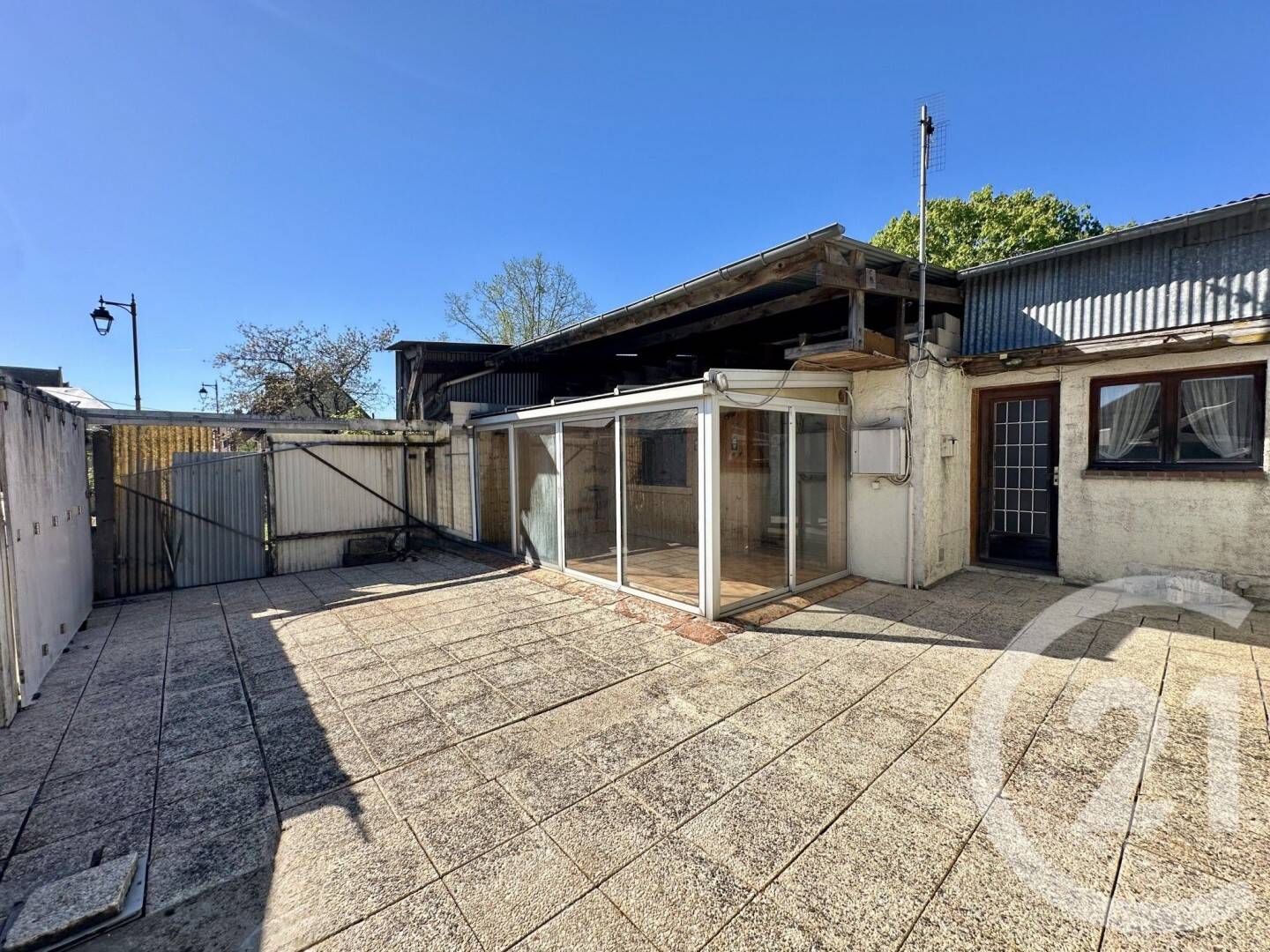 Maison 5 pièces 119 m² · à Brou · 119,3 m² · 37 000 €
