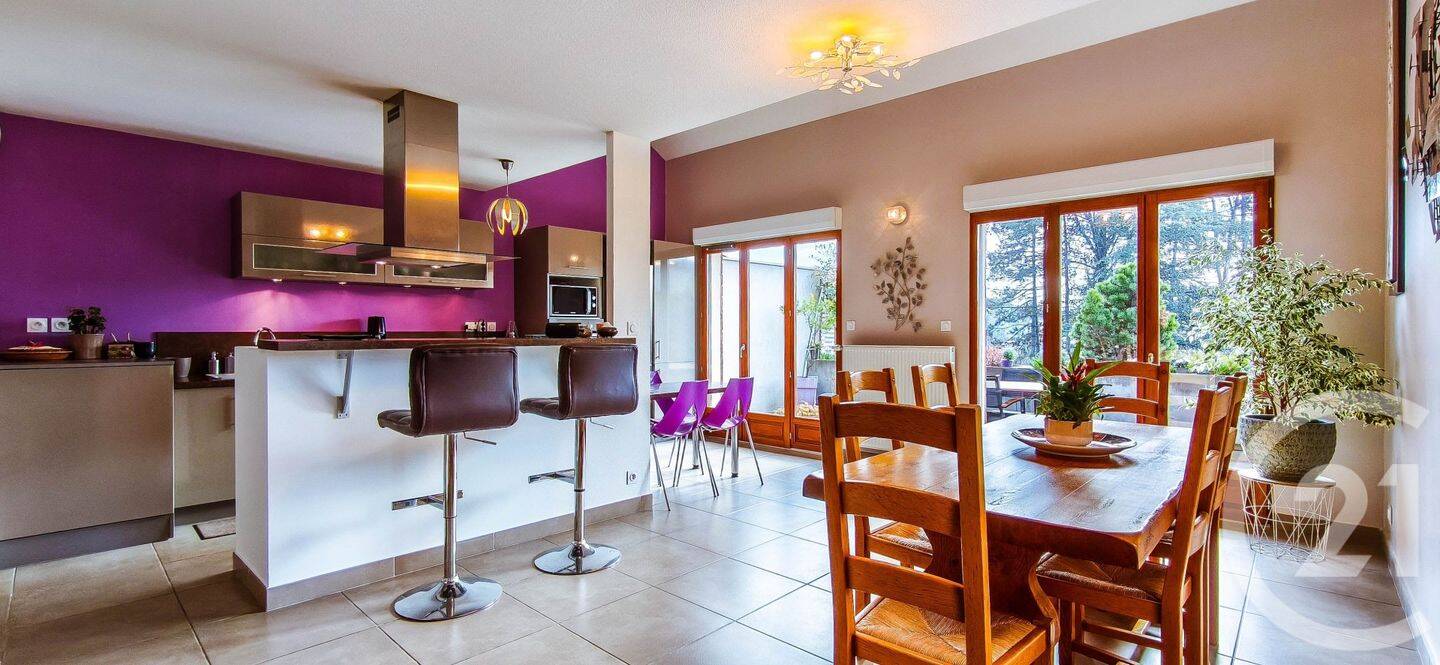 Appartement 6 pièces 122 m² · à Chambéry · 122,1 m² · 415 000 €