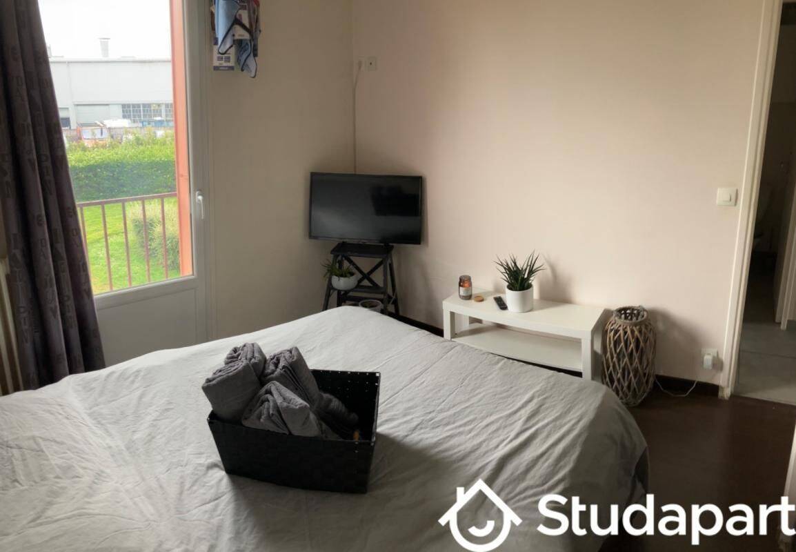 Appartement 1 pièce 12 m² · à Chelles · 12 m² · 570 €