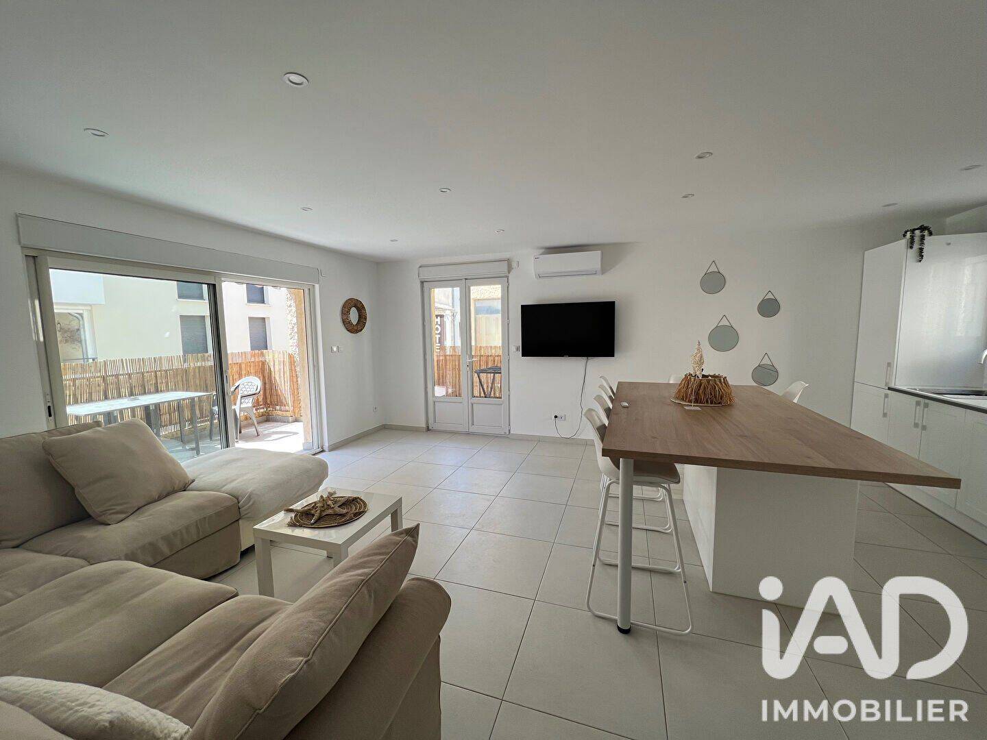 Appartement 2 pièces 57 m² · à Le Grau-du-Roi · 56,6 m² · 1 200 €