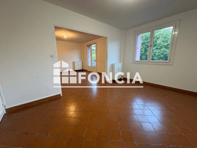 Appartement 3 pièces 79 m² · à Hyères · 79 m² · 1 100 €/mois