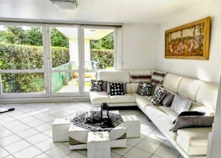 Appartement 5 pièces 102 m² · à Dugny · 102,4 m² · 234 000 €