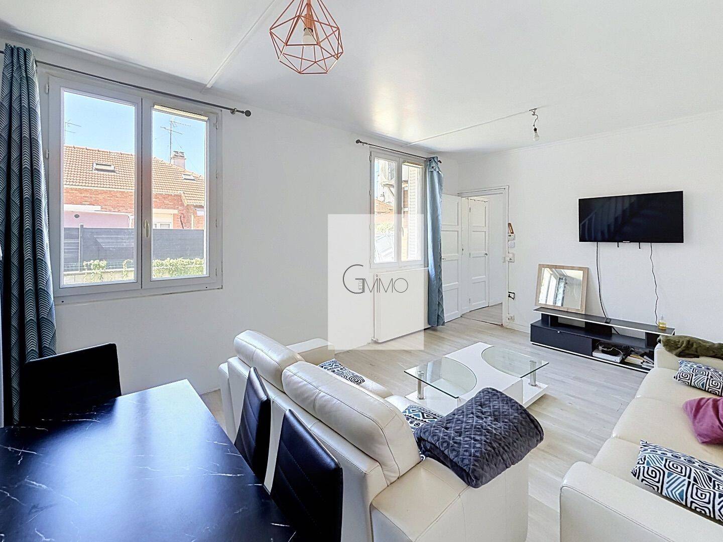 Maison 2 pièces 44 m² · à Villejuif · 44 m² · 295 000 €