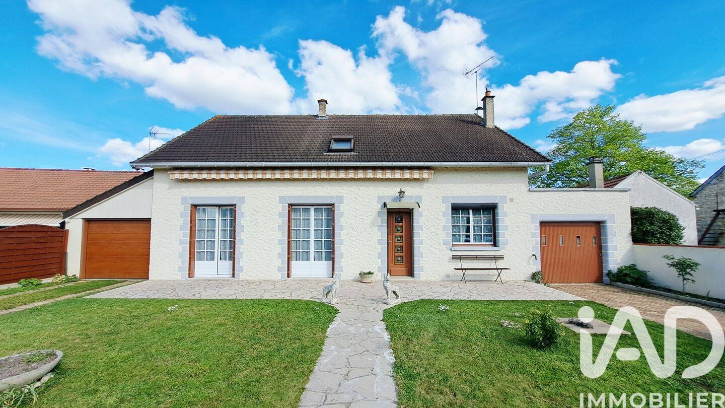 Maison 8 pièces 178 m² · à Châlette-sur-Loing · 178 m² · 192 000 €